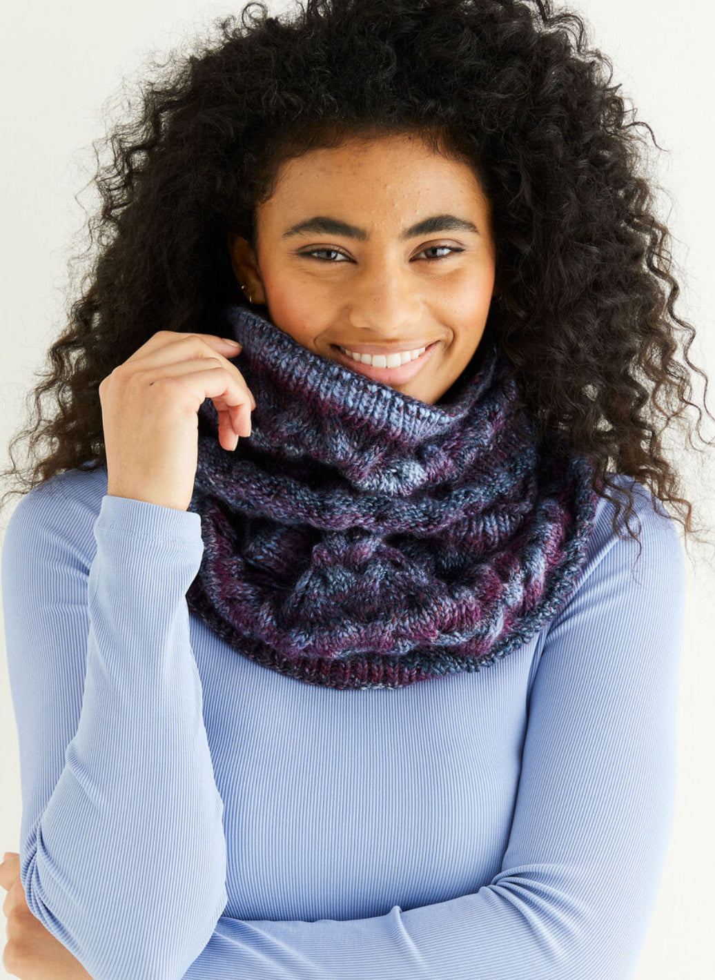 CABLE COWL IN SIRDAR JEWELSPUN