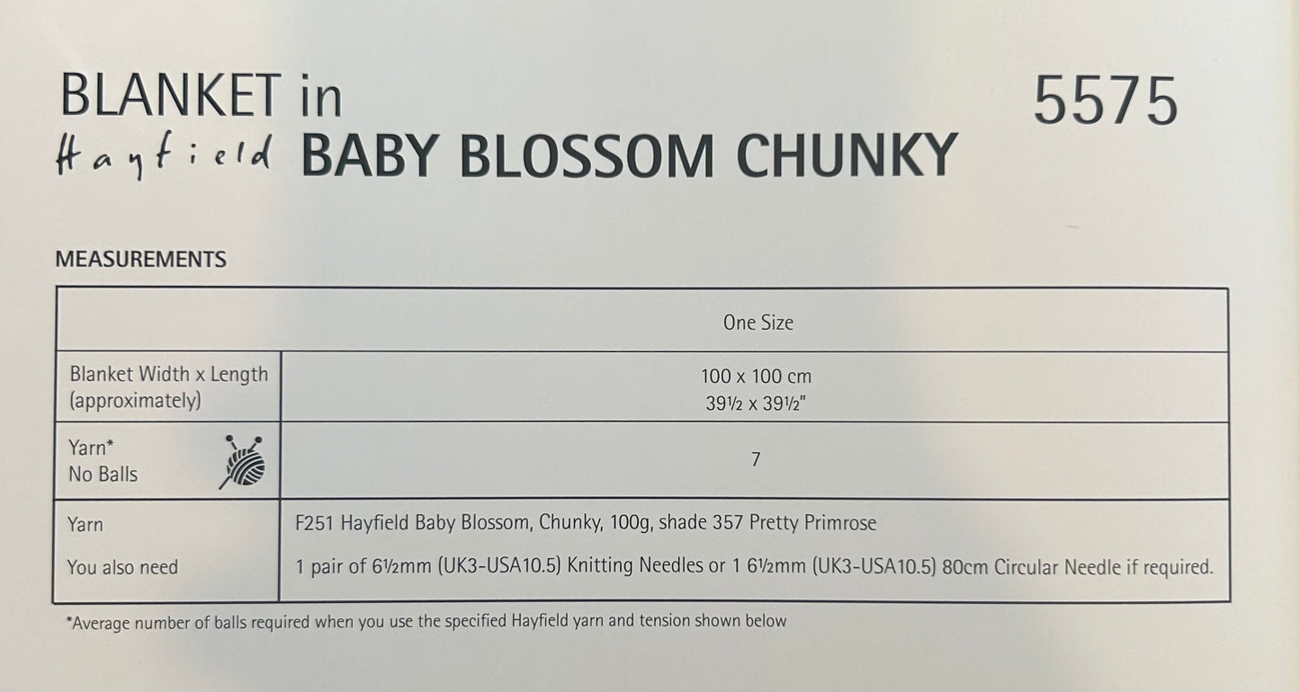 PETAL POM POM BLANKET IN HAYFIELD BABY BLOSSOM CHUNKY